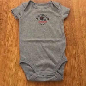 10/$10 Carter’s Blue Football Bodysuit 3m